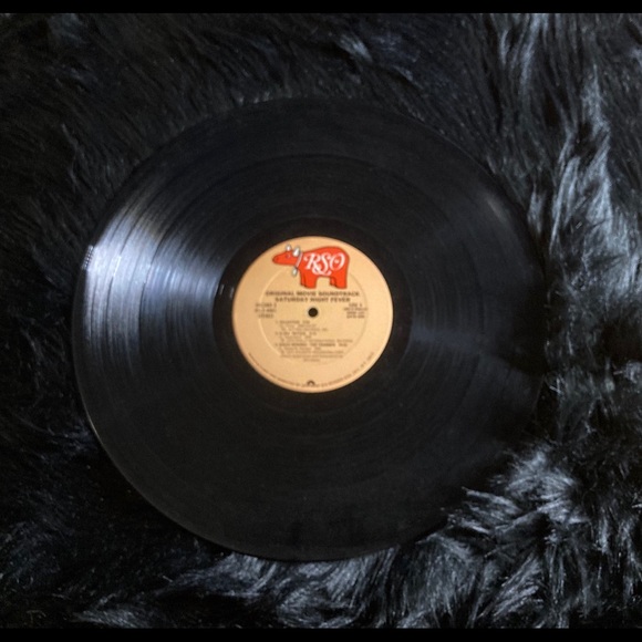 Saturday Night Fever Record Vinyl Soundtrack 1977 - Picture 2 of 6